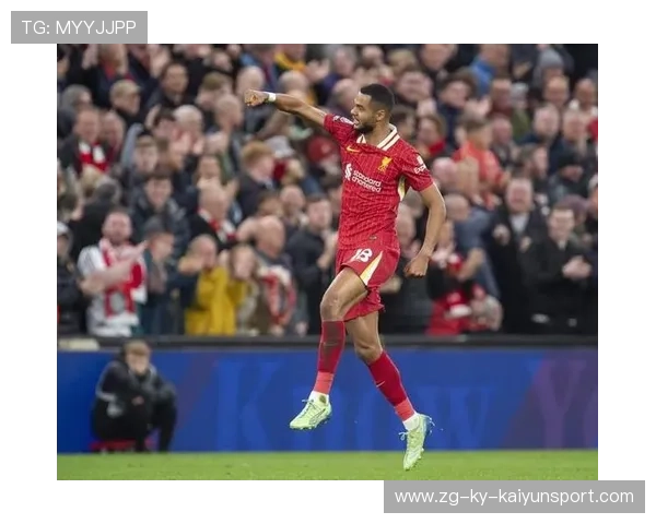 利物浦加克波中场抢断后迅速发动致命反击：速度与技艺的极致演绎